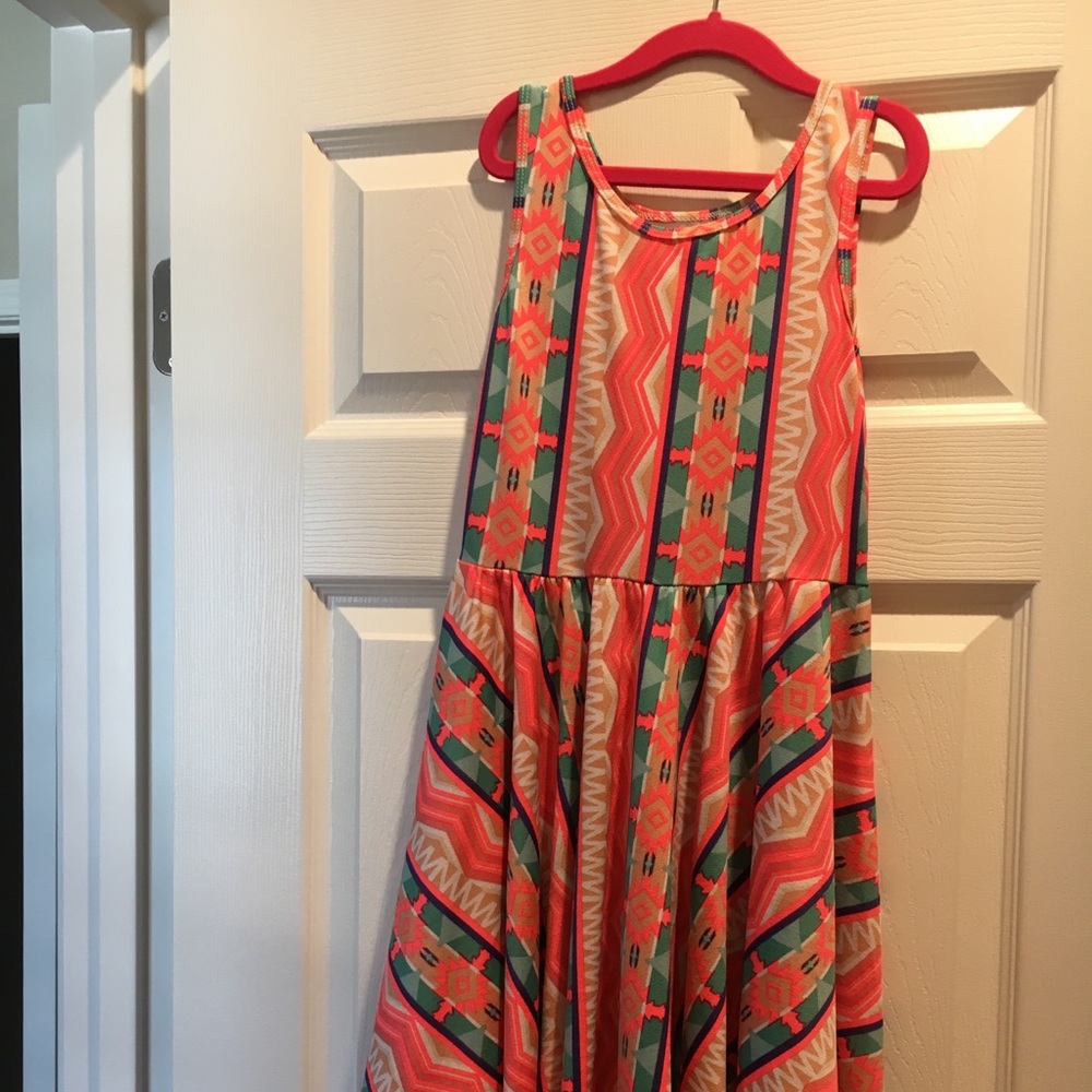 Dot Dot Smile Lularoe dress. Size 7.